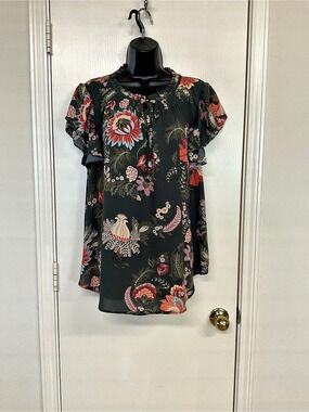 Premise Floral Short Sleeve Blouse